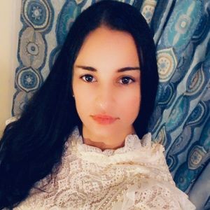 Meet your Posher, Mahge